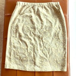 St. John Evening knit skirt